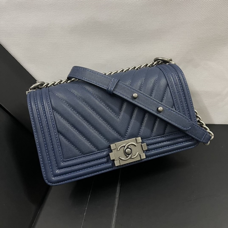 Ch**el leboy series bags